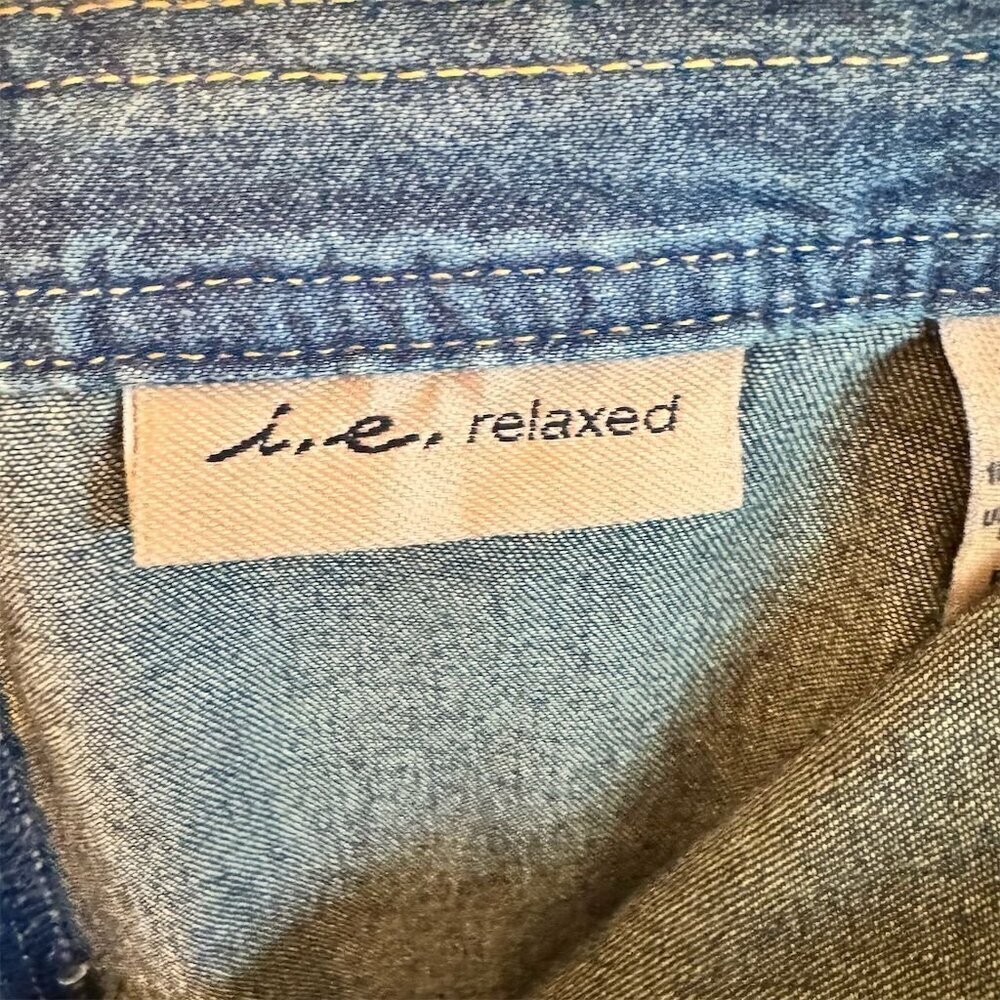 i.e. Relaxed Women's Size 8 Blue Denim Maxi Skirt with Pockets & Slit - Picture 5 of 7